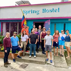 https://hostel-spring.colombiamedellinhotels.com